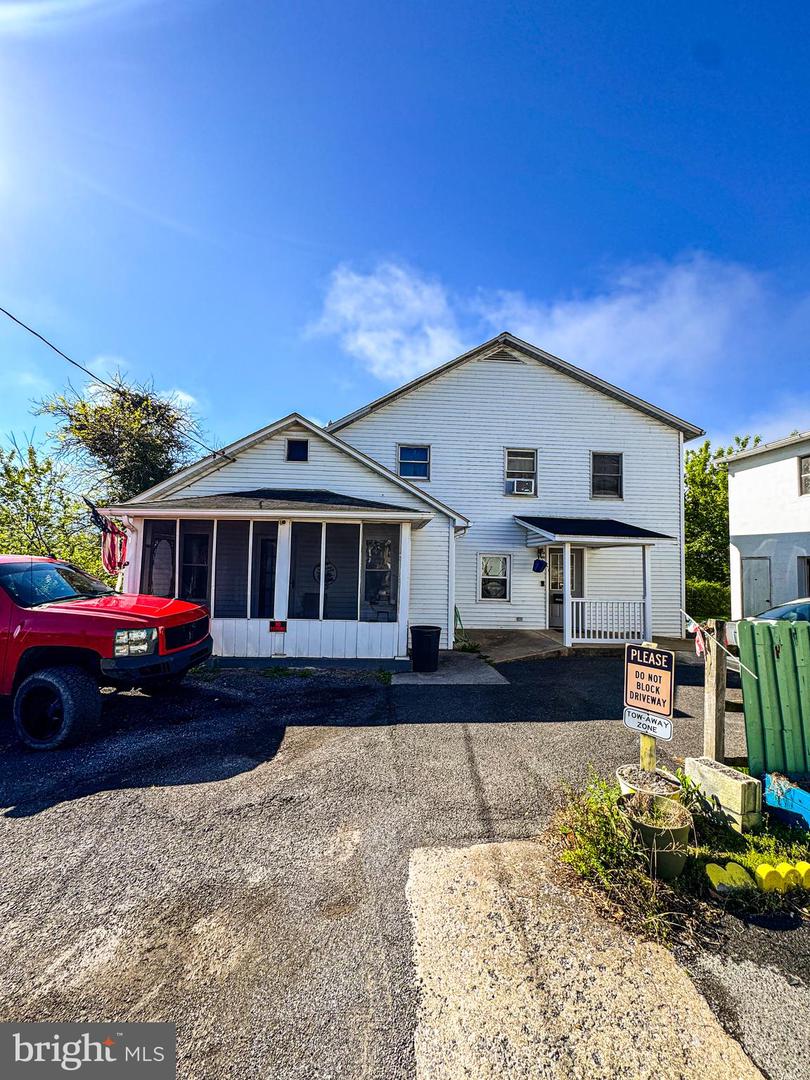 10 Richmond Ct Property Photo 1