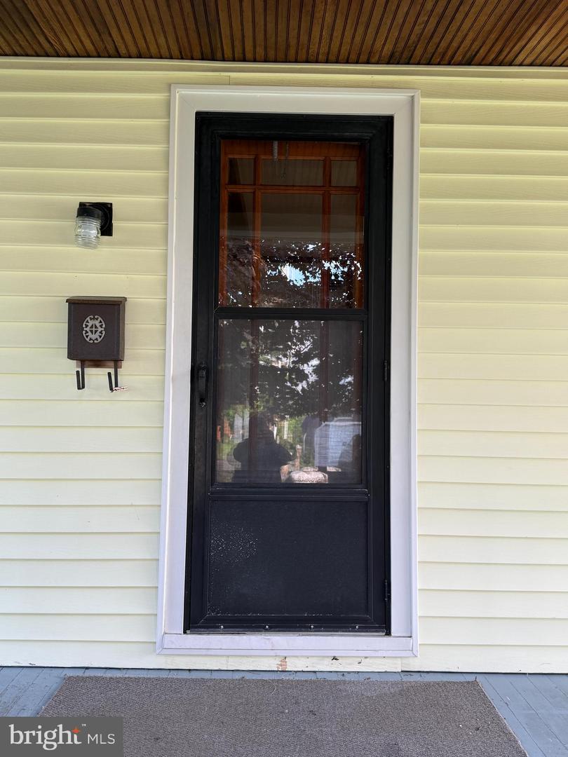 112 S Ridge St Property Photo 6