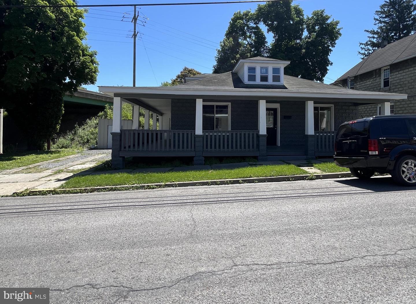 182 PANNEBAKER AVE