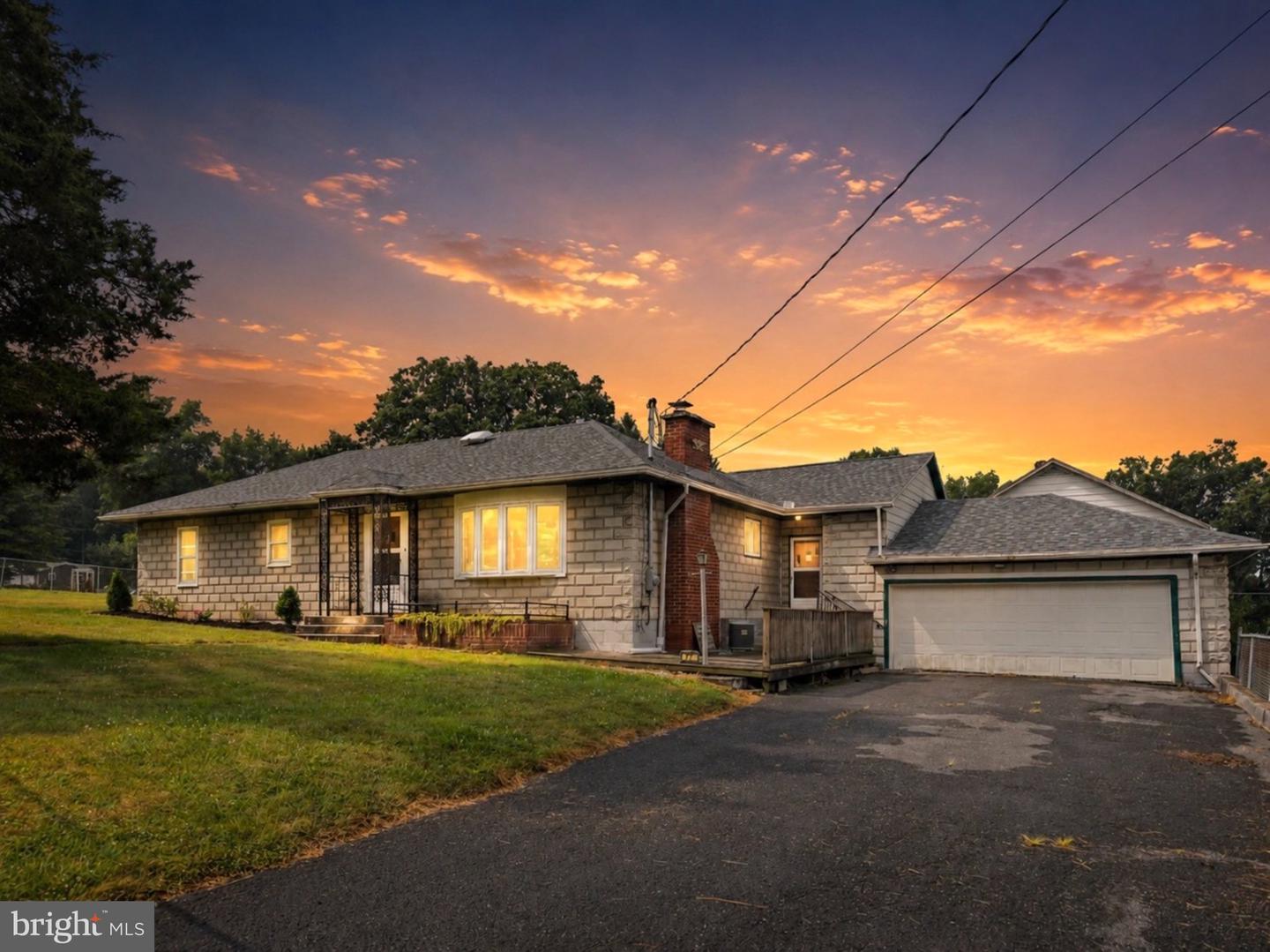 71 Lewland Property Photo 1