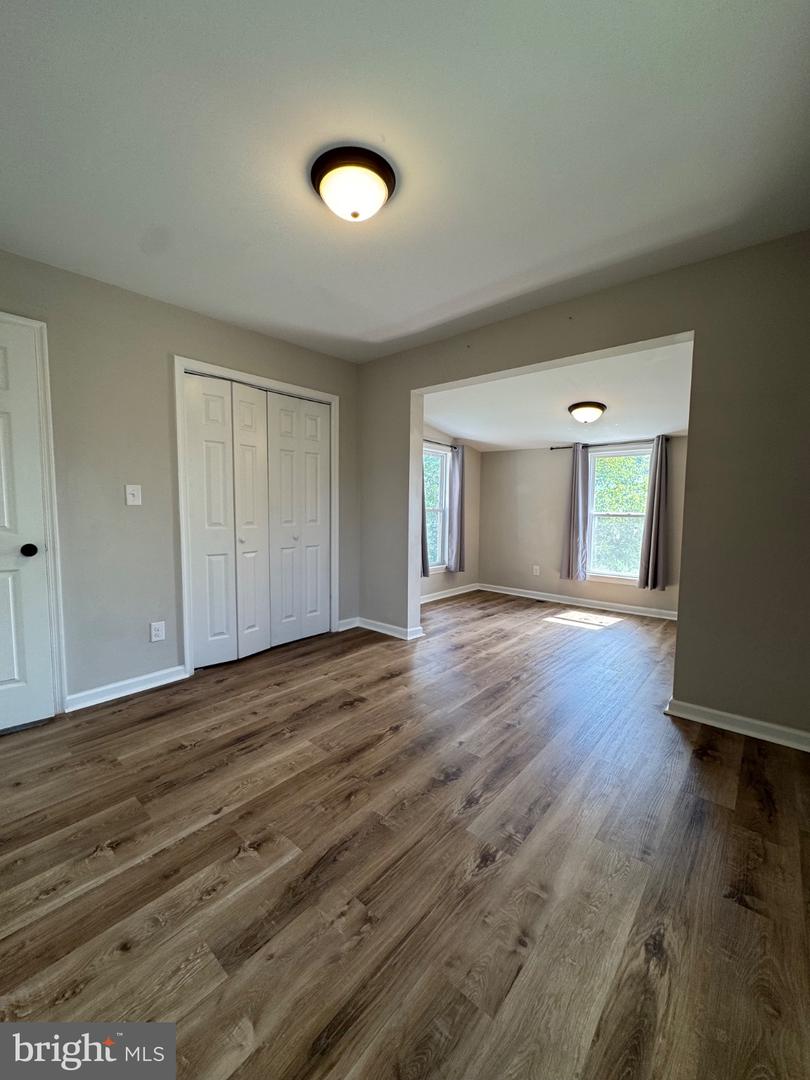 206 5th Ave Property Photo 25