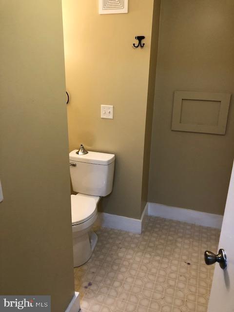 89 N Main St Property Photo 31