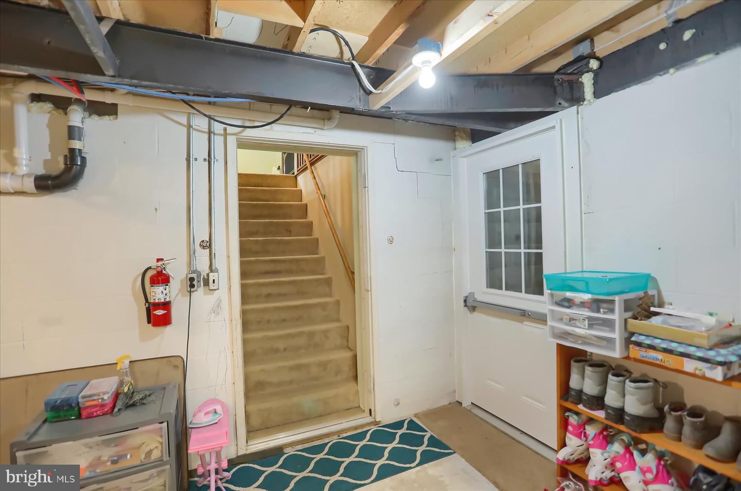 79 Grand St Property Photo 31