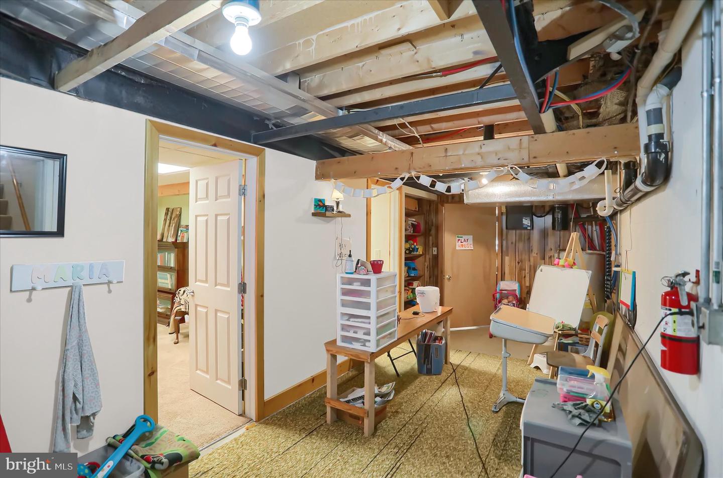 79 Grand St Property Photo 32