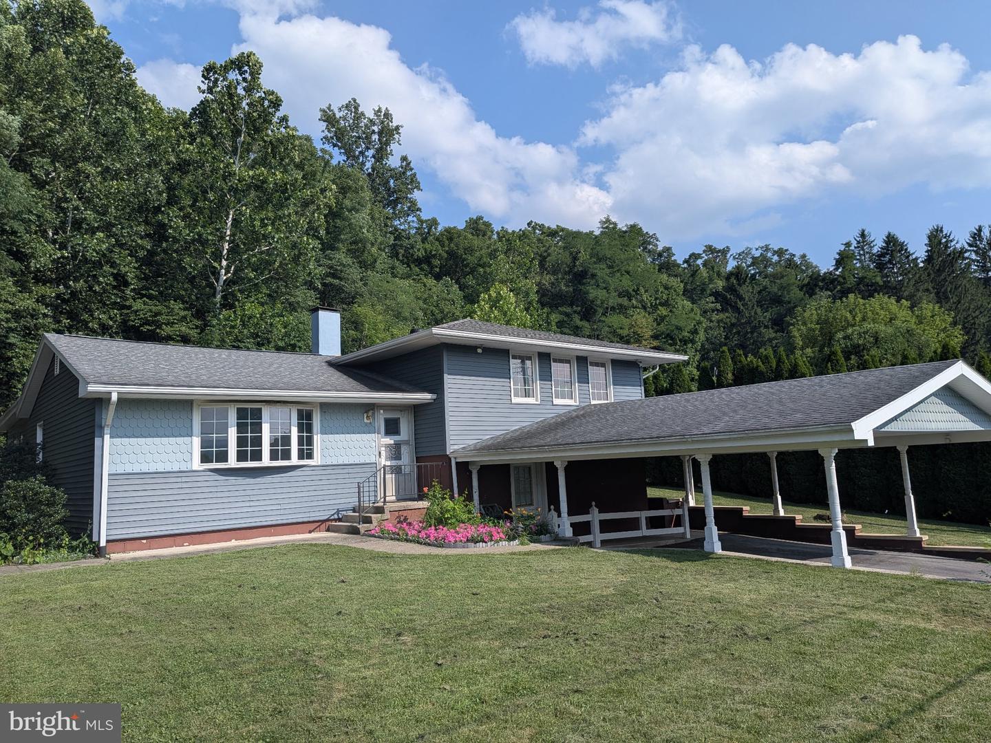 126 Brannon Ln Property Photo 1