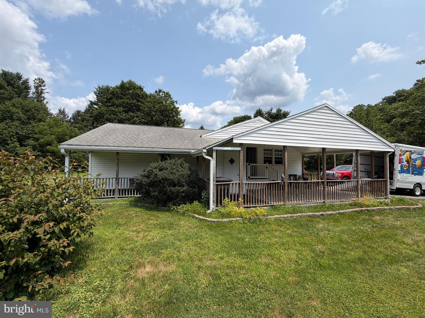 715 Honey Creek Rd Property Photo 14