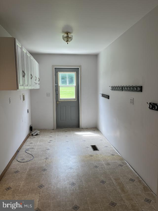 230 Summit Road Property Photo 16
