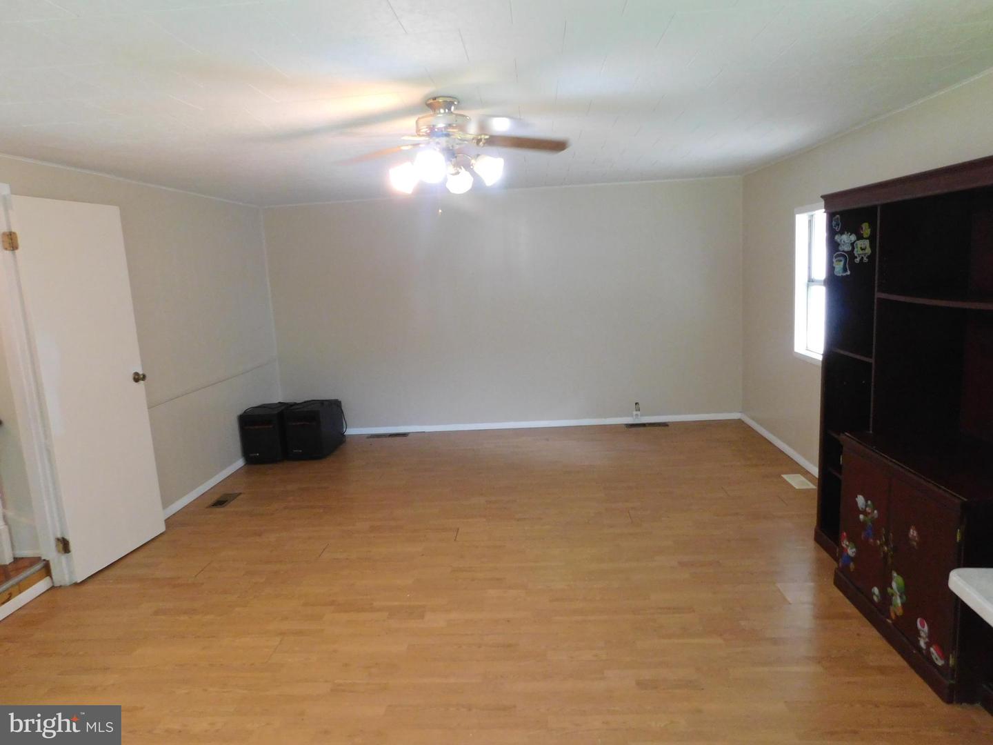 1043 Locke Mills Road Property Photo 5