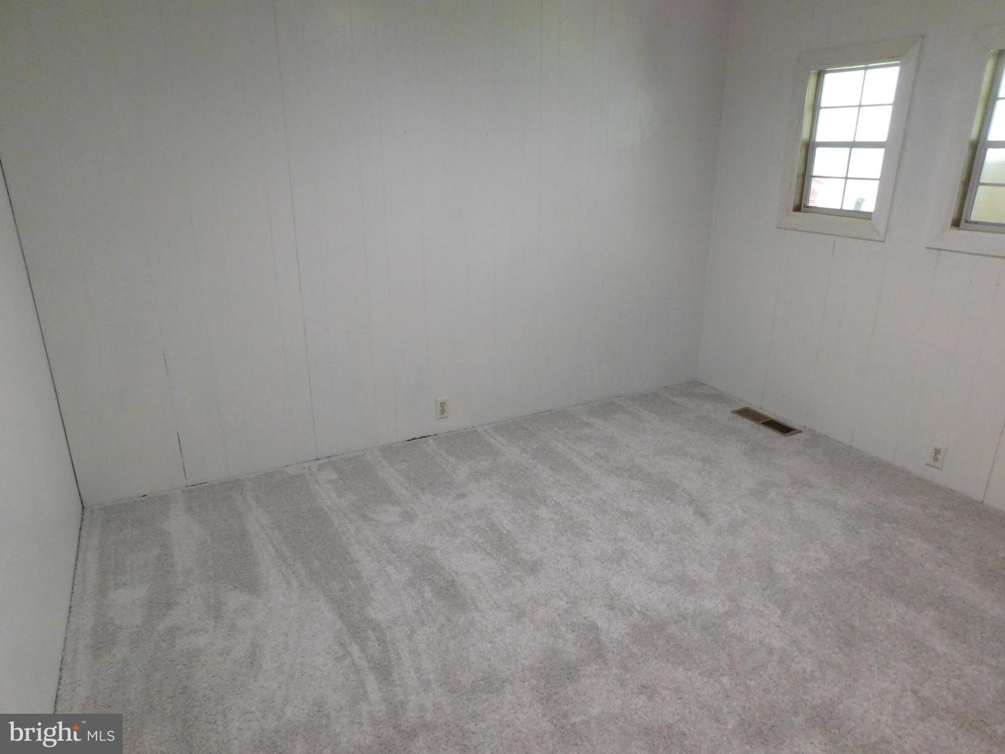 1043 Locke Mills Road Property Photo 10