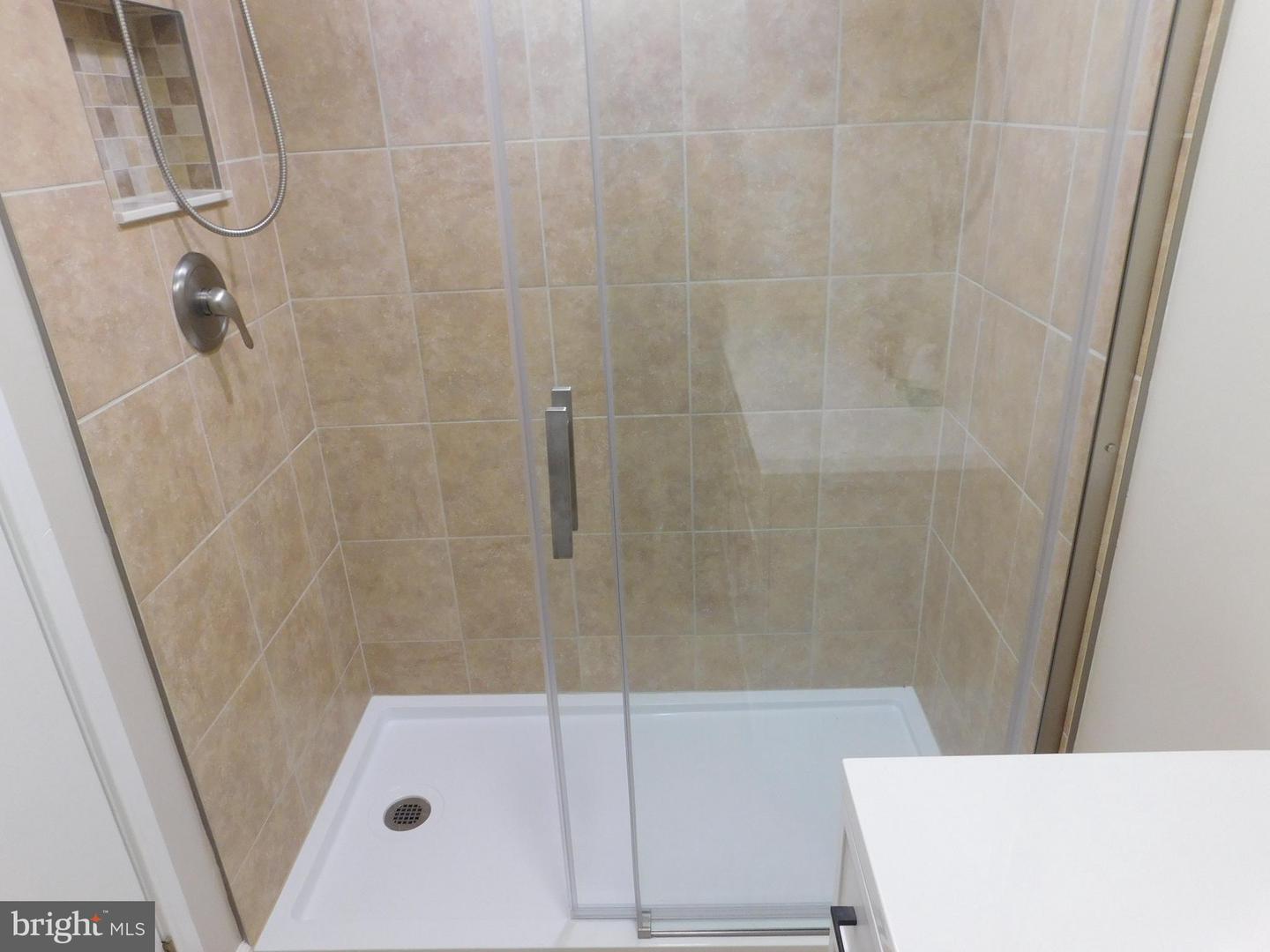 1043 Locke Mills Road Property Photo 13