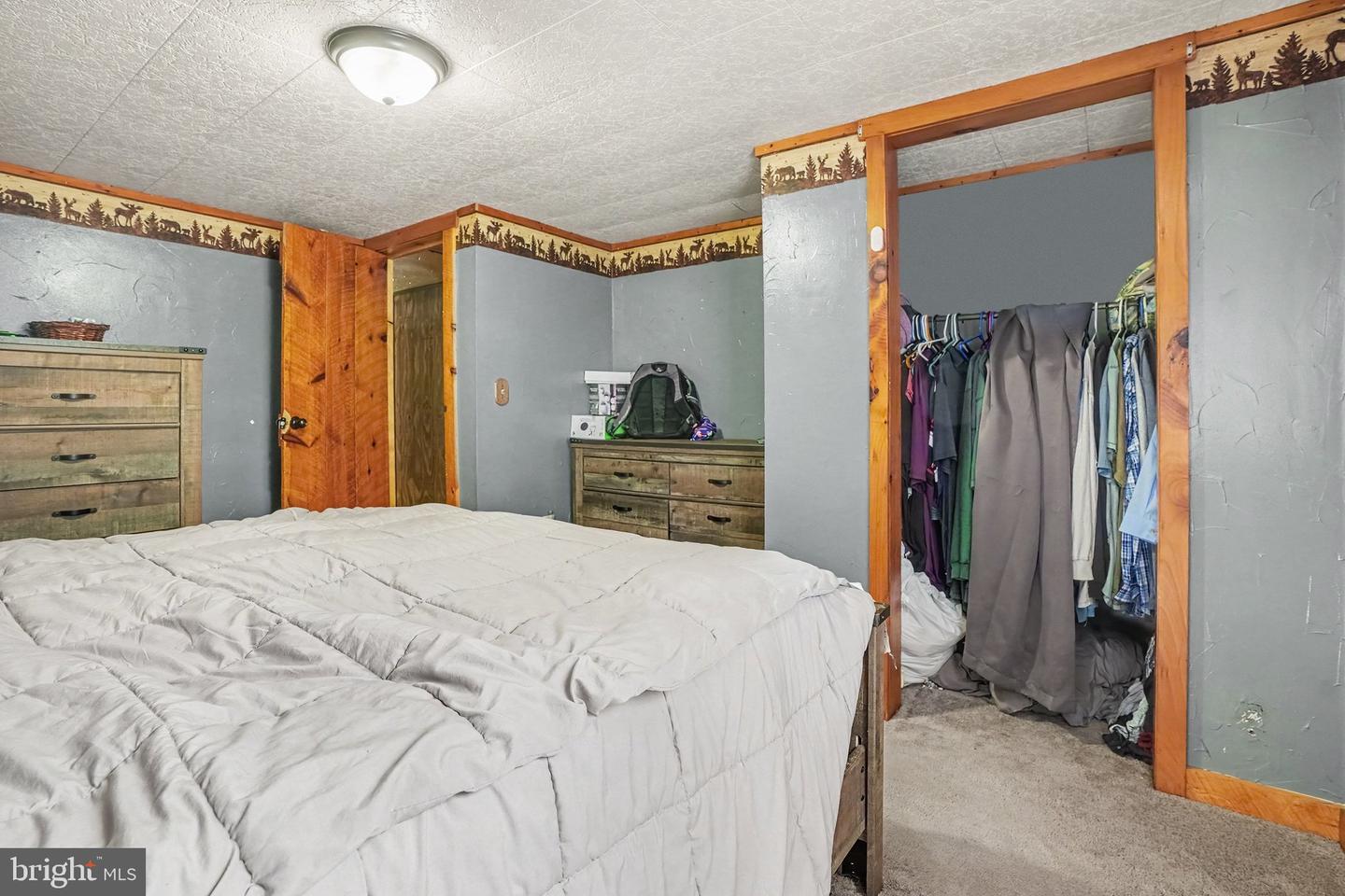 33 Jewel St Property Photo 18