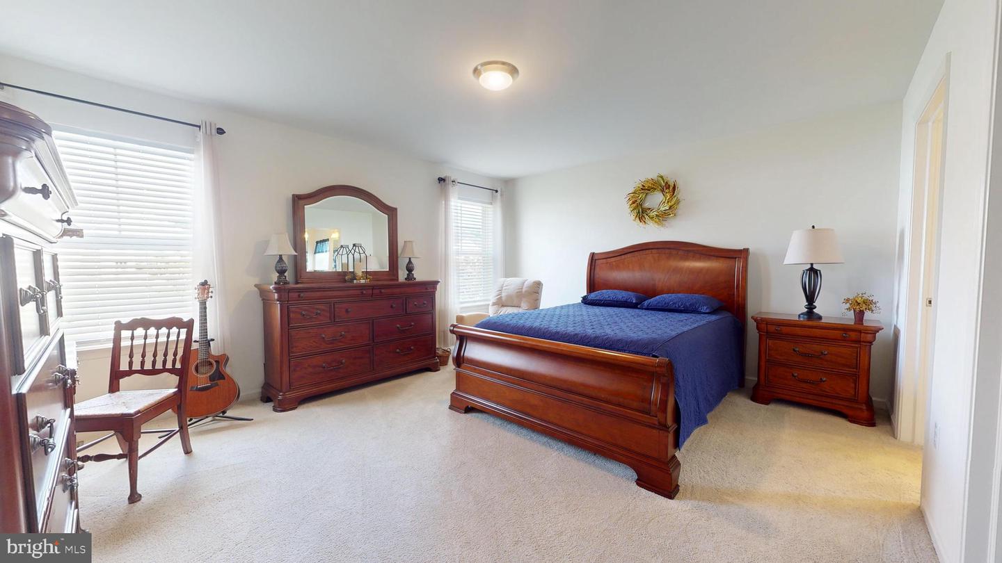 42 Cambridge Ln Property Photo 9