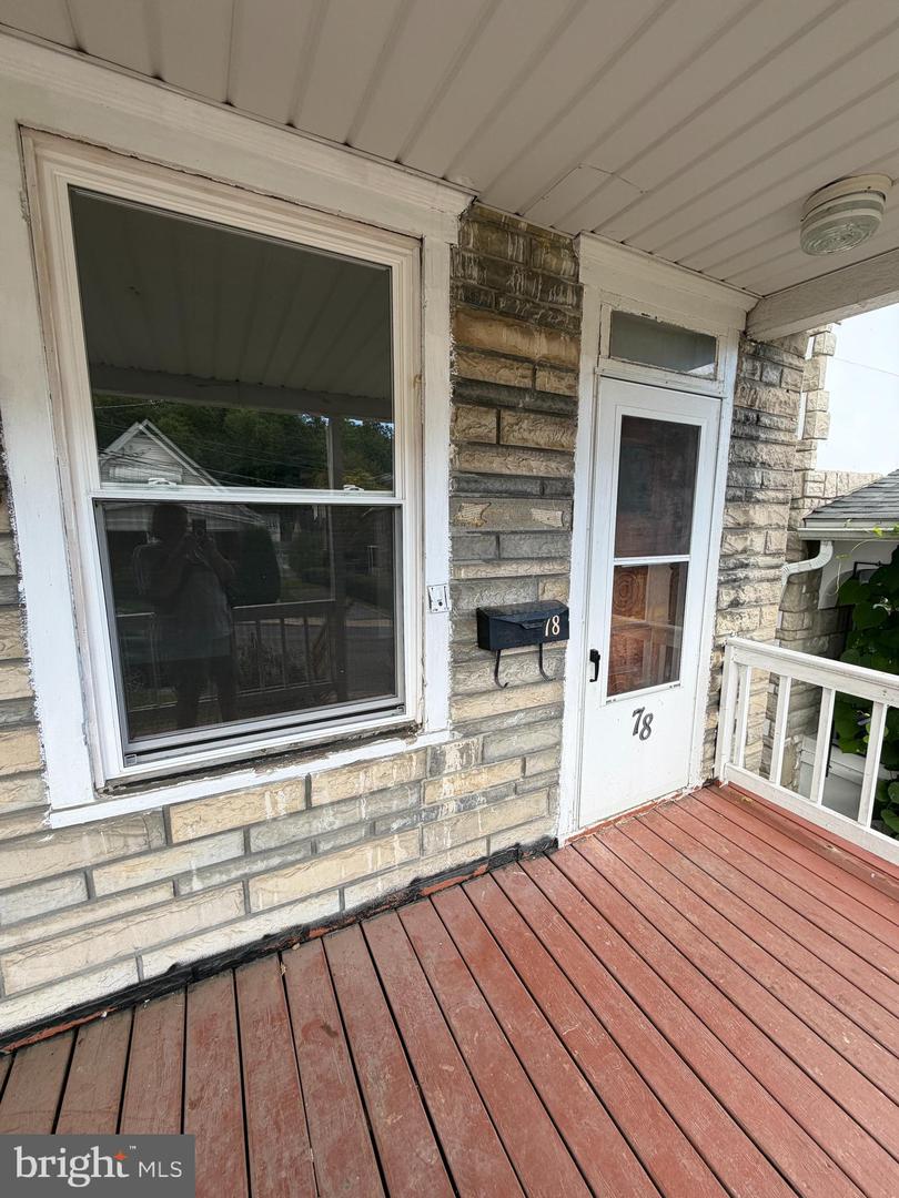 78 North Pine Street Property Photo 3