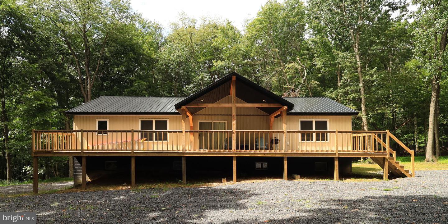 265 Blue Mountain Drive Property Photo 1