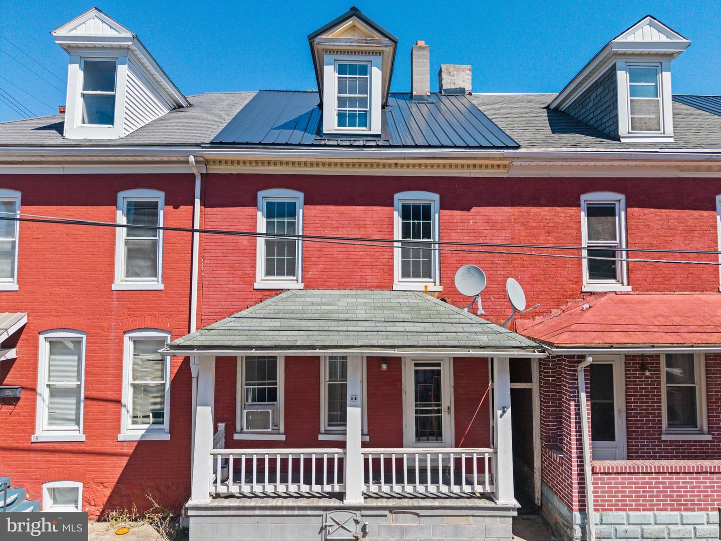 14 Marble St Property Photo 1