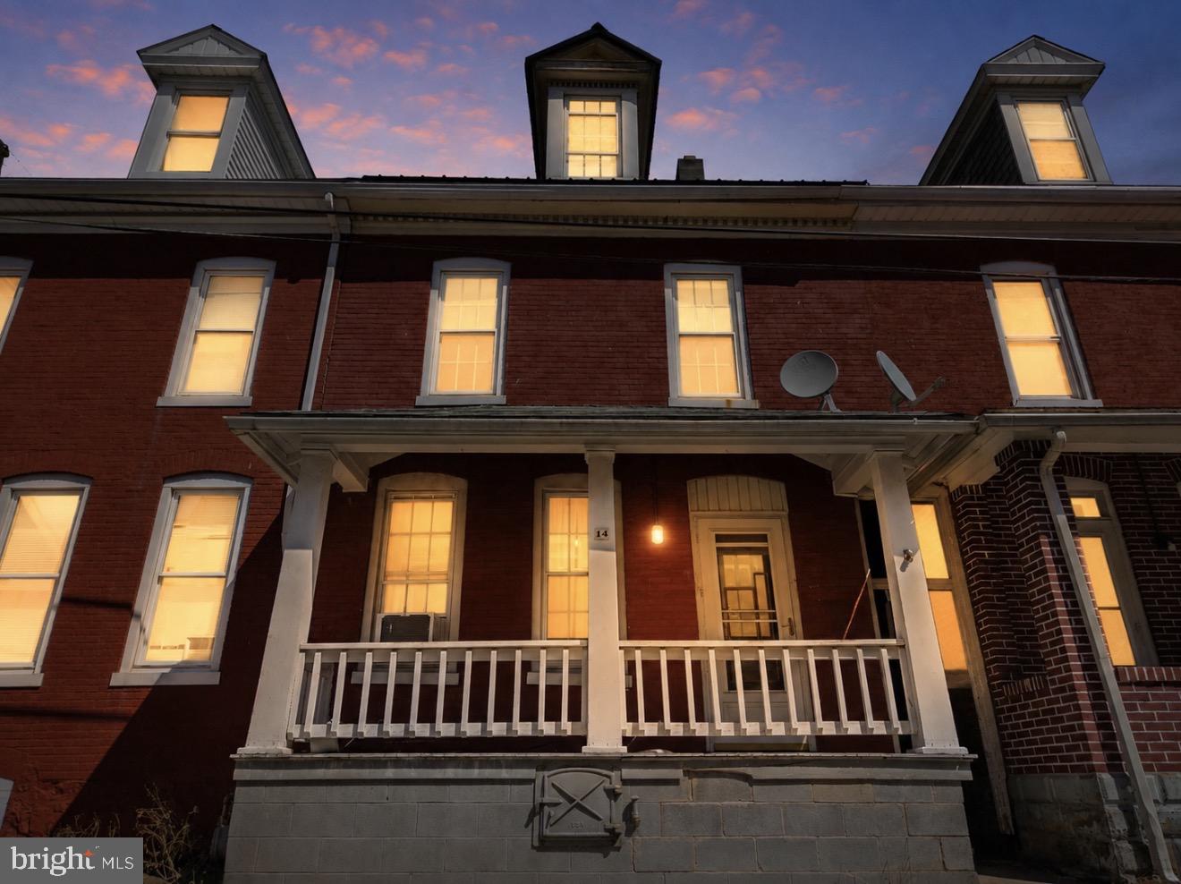 14 Marble St Property Photo 4
