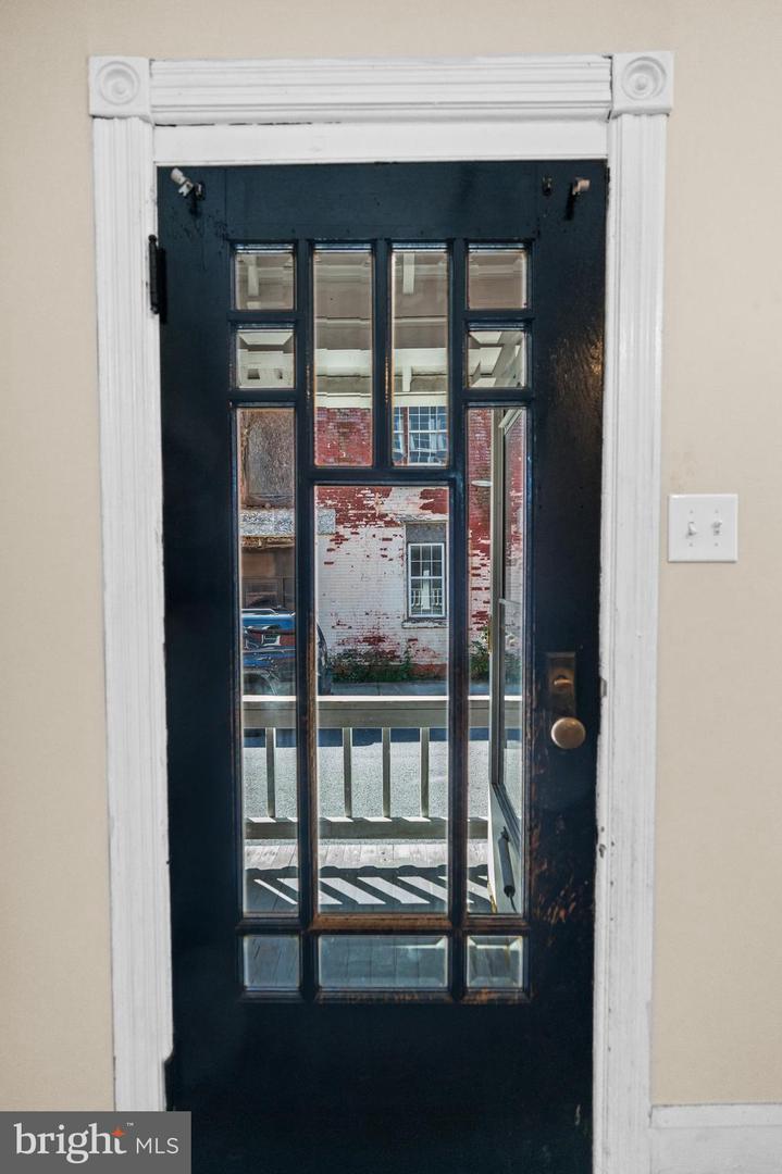 14 Marble St Property Photo 11