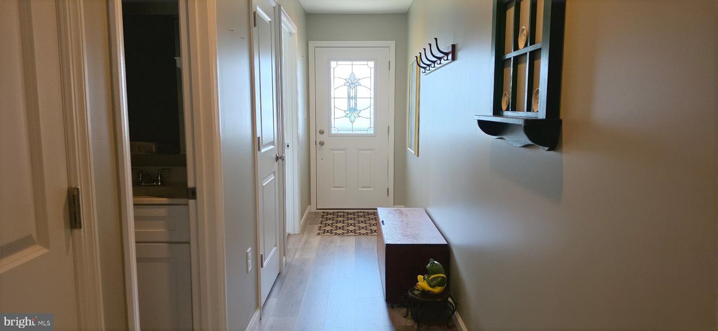 73 Pacific Ave Property Photo 6