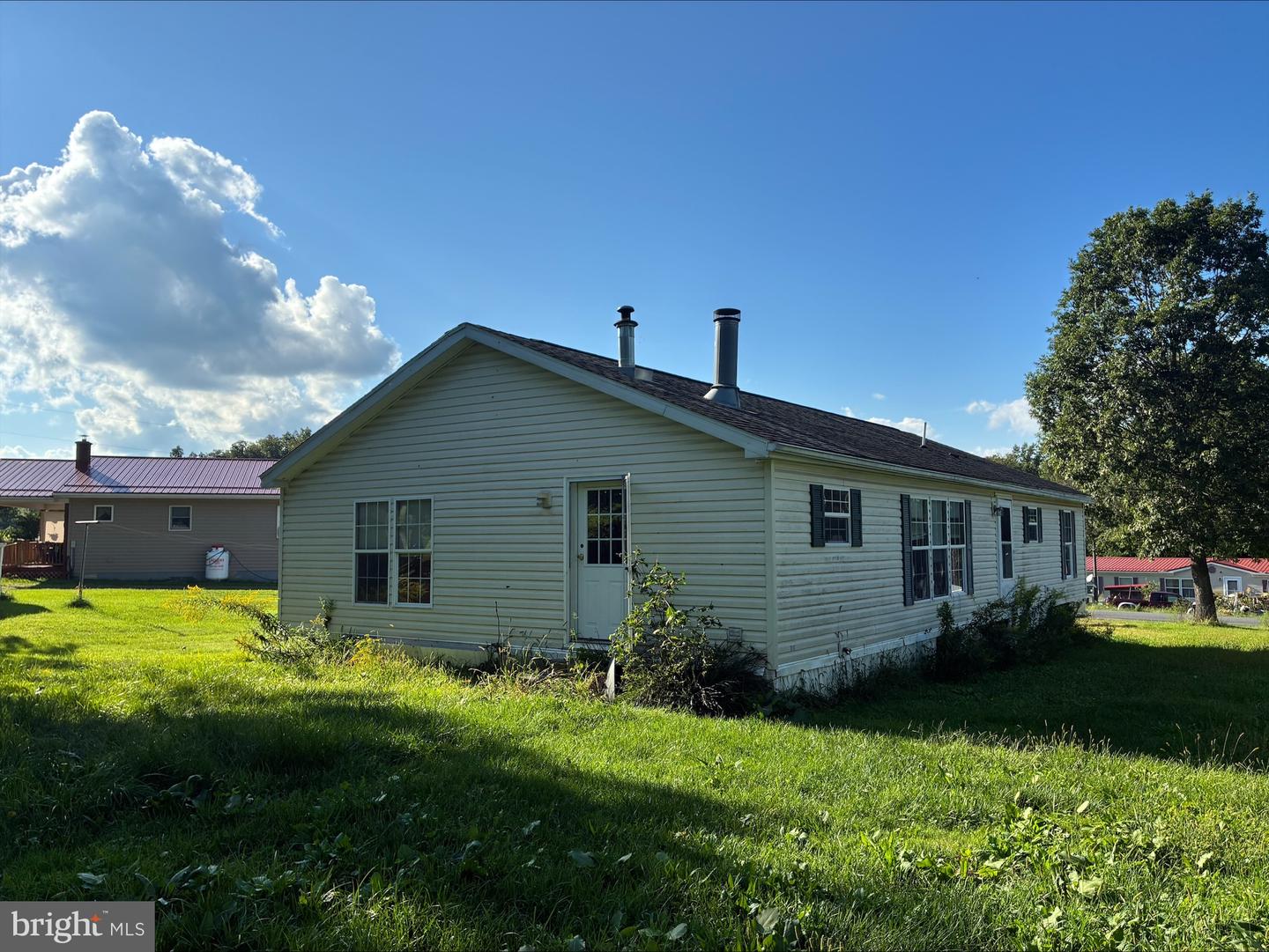 18 Maple Ave Property Photo 11