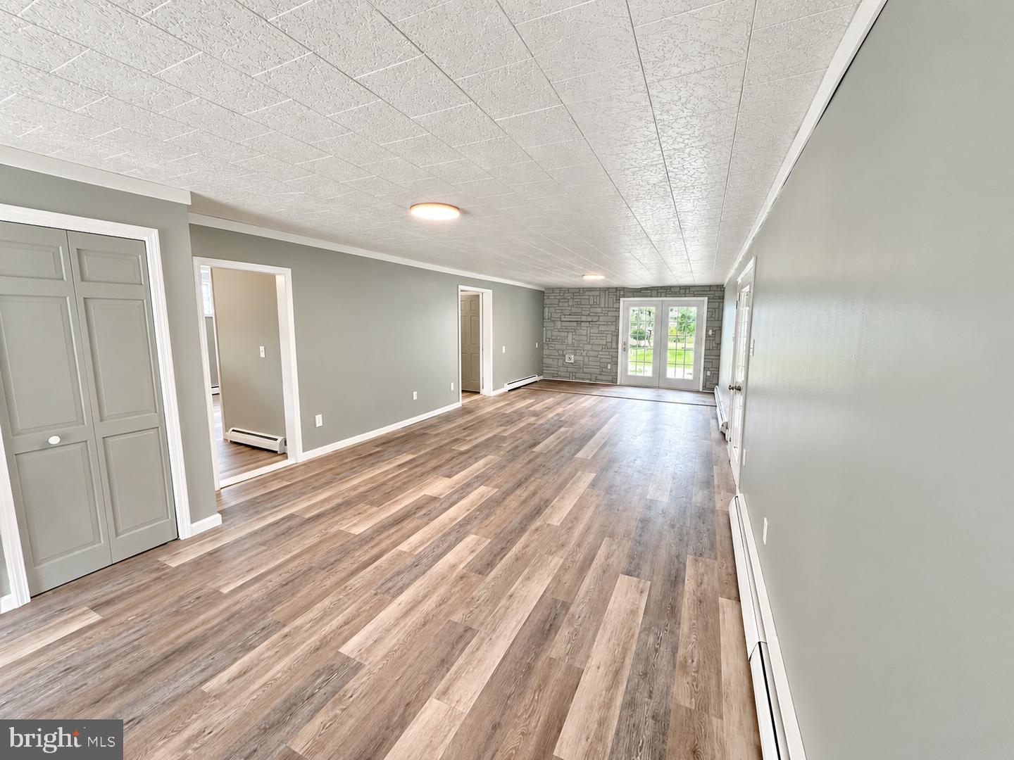 36 Poplar St Property Photo 11