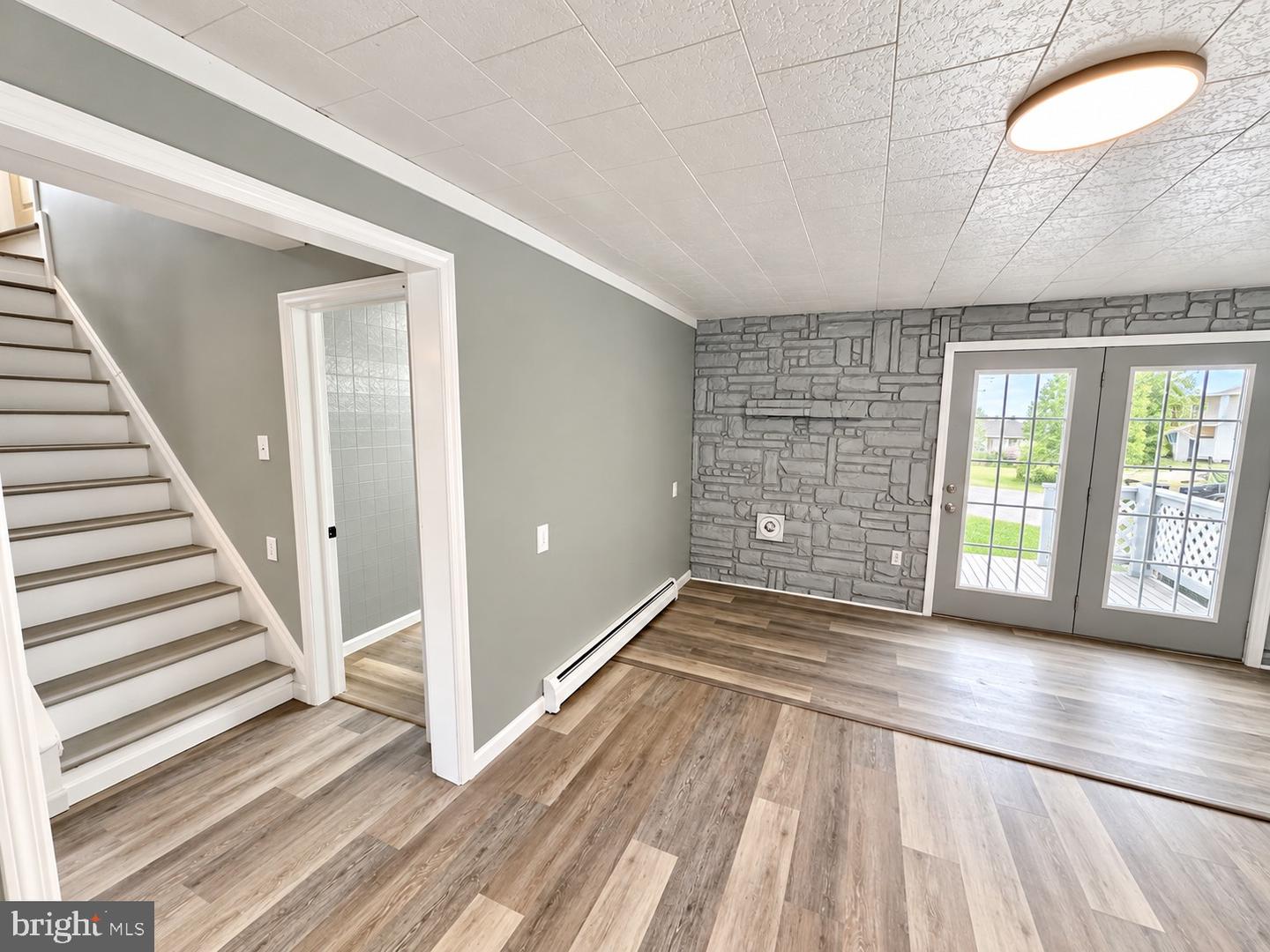 36 Poplar St Property Photo 15