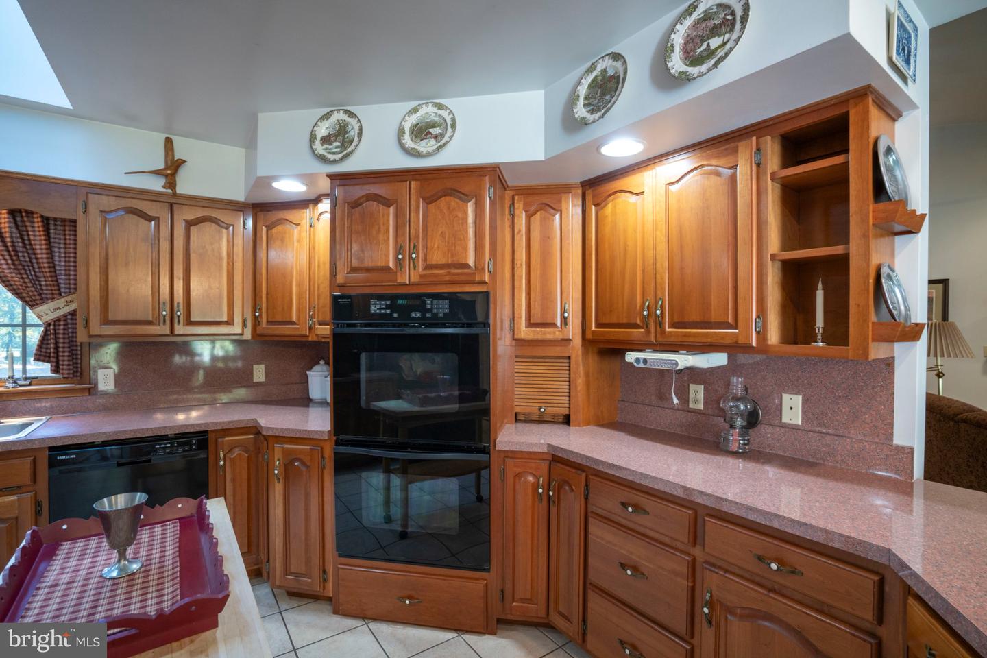105 Walnut Ln Property Photo 10