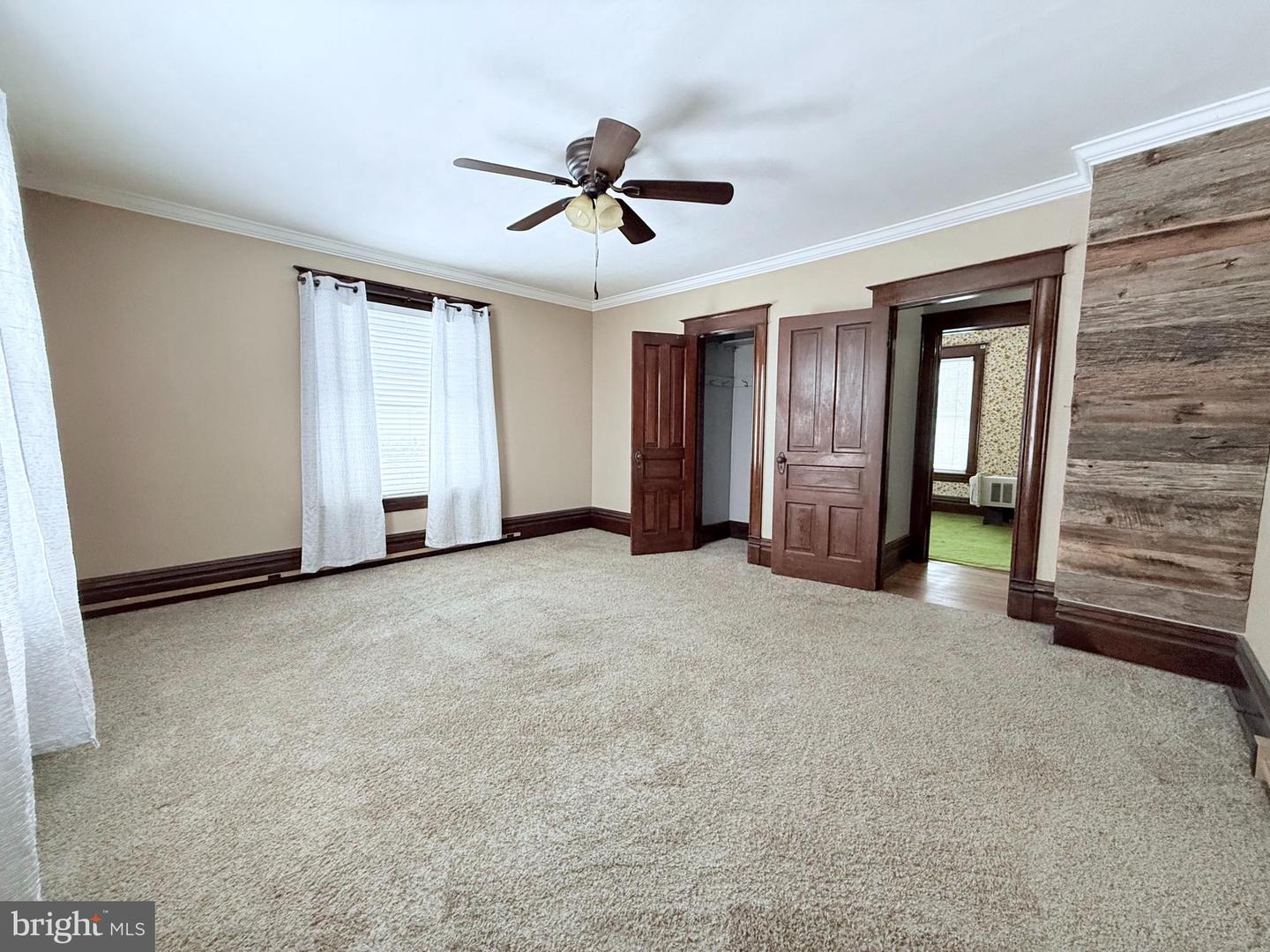 112 Pine Ave Property Photo 13
