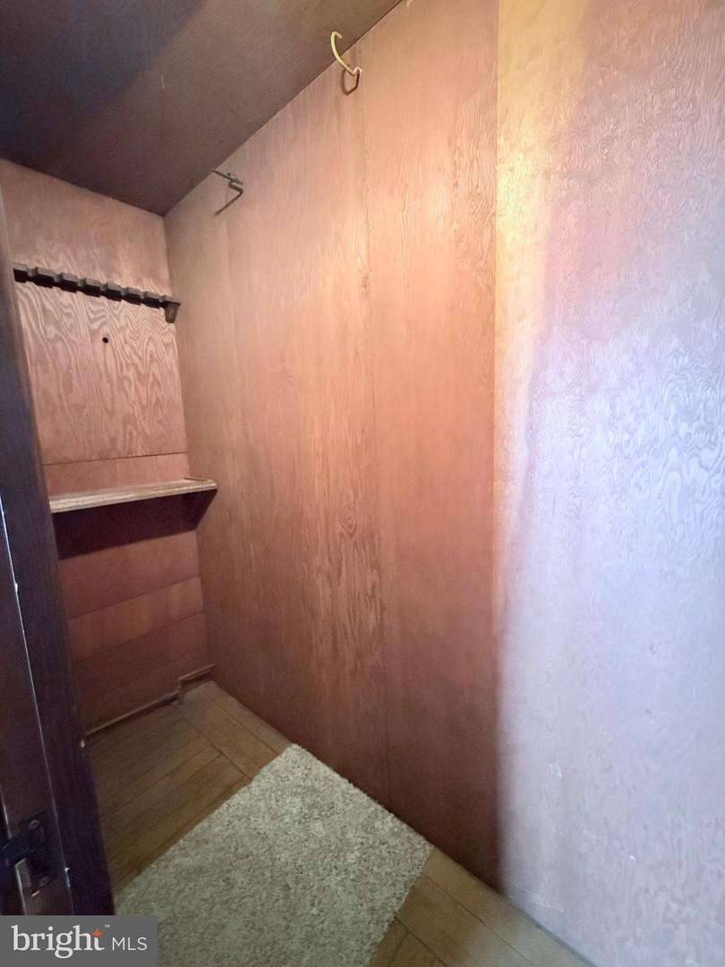 112 Pine Ave Property Photo 30