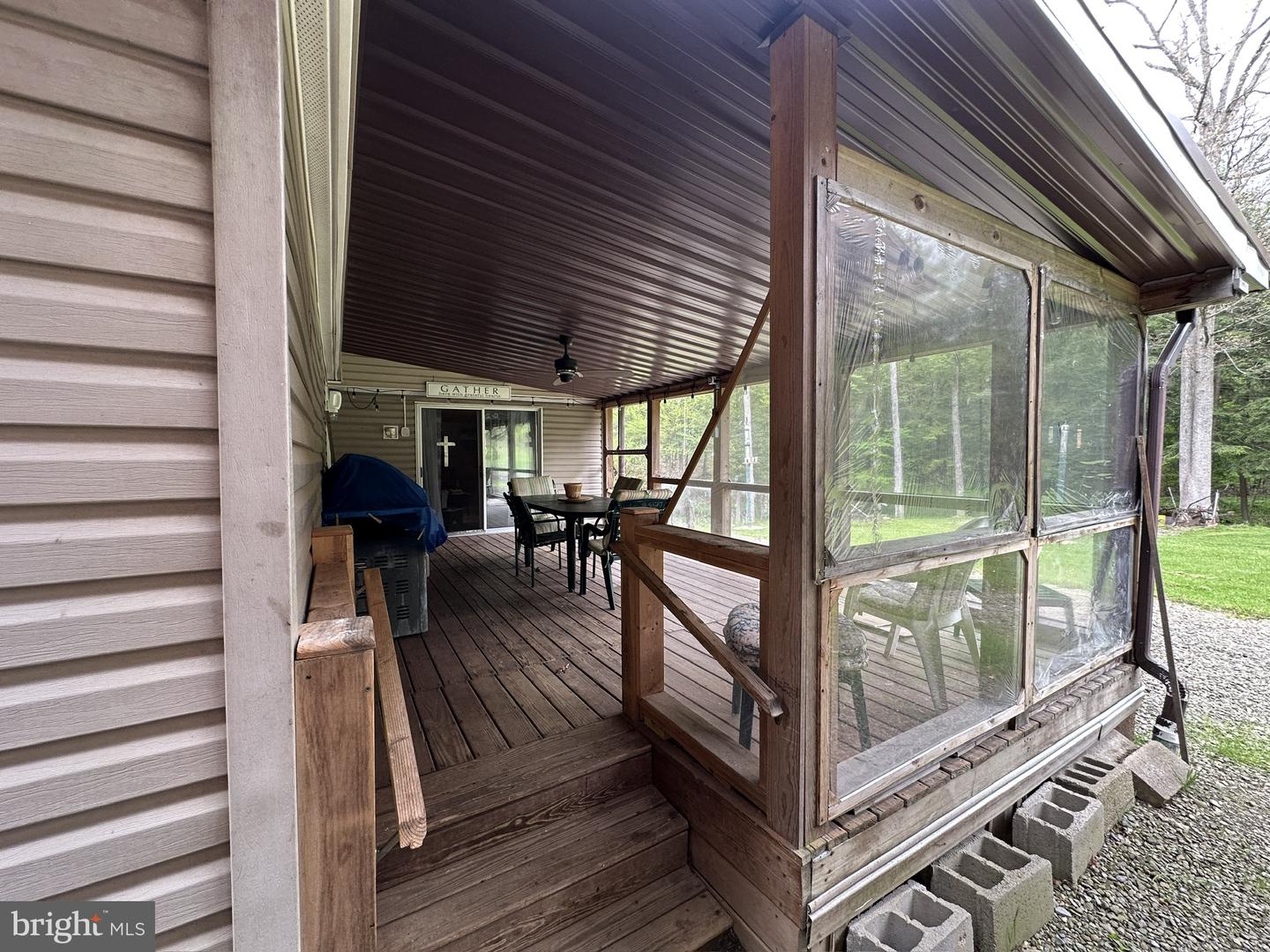 111 Rob Roy Rd Property Photo 7