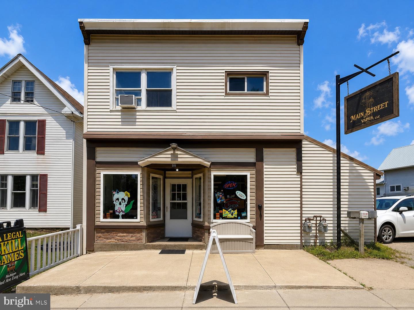 511 Biddle Street Property Photo 1