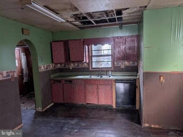 170 Elm St Property Photo 6