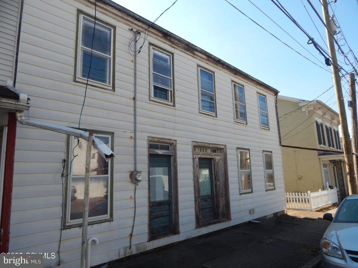 216 Lower Mulberry Property Photo 2