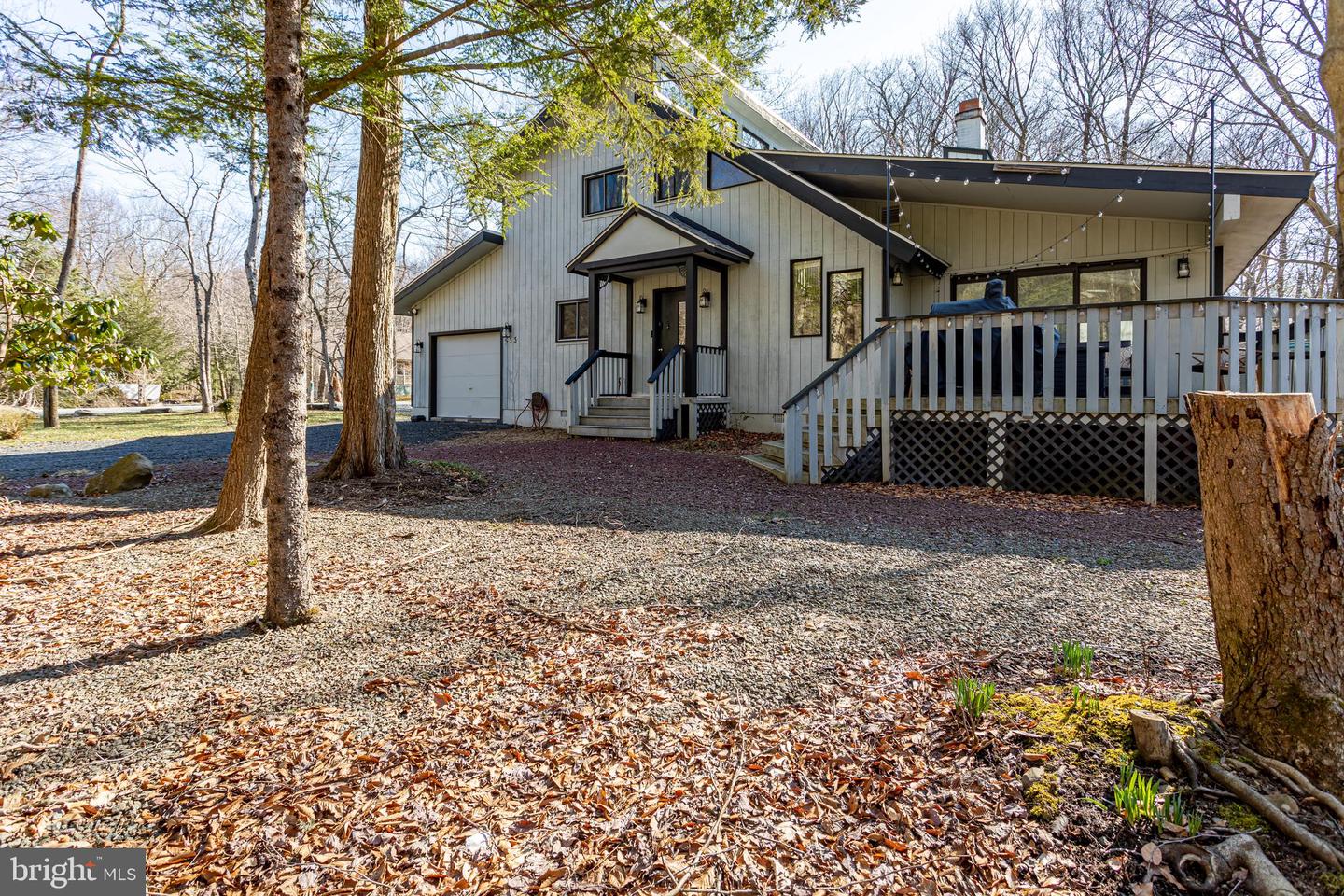 533 Cayuga Dr Property Photo 1