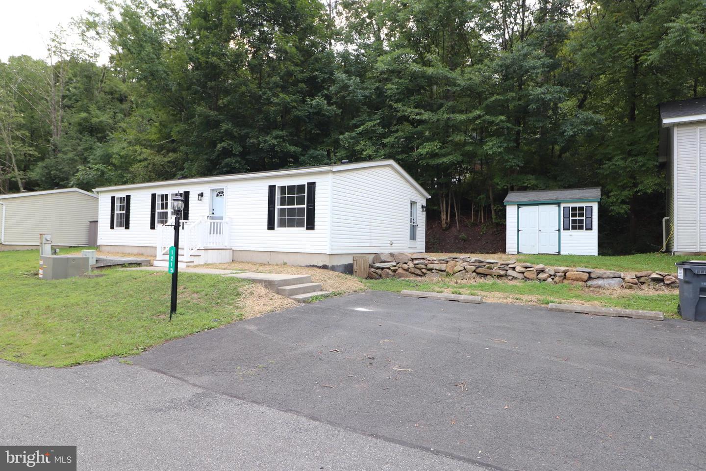 1215 Blue Mountain Cir Property Photo 14