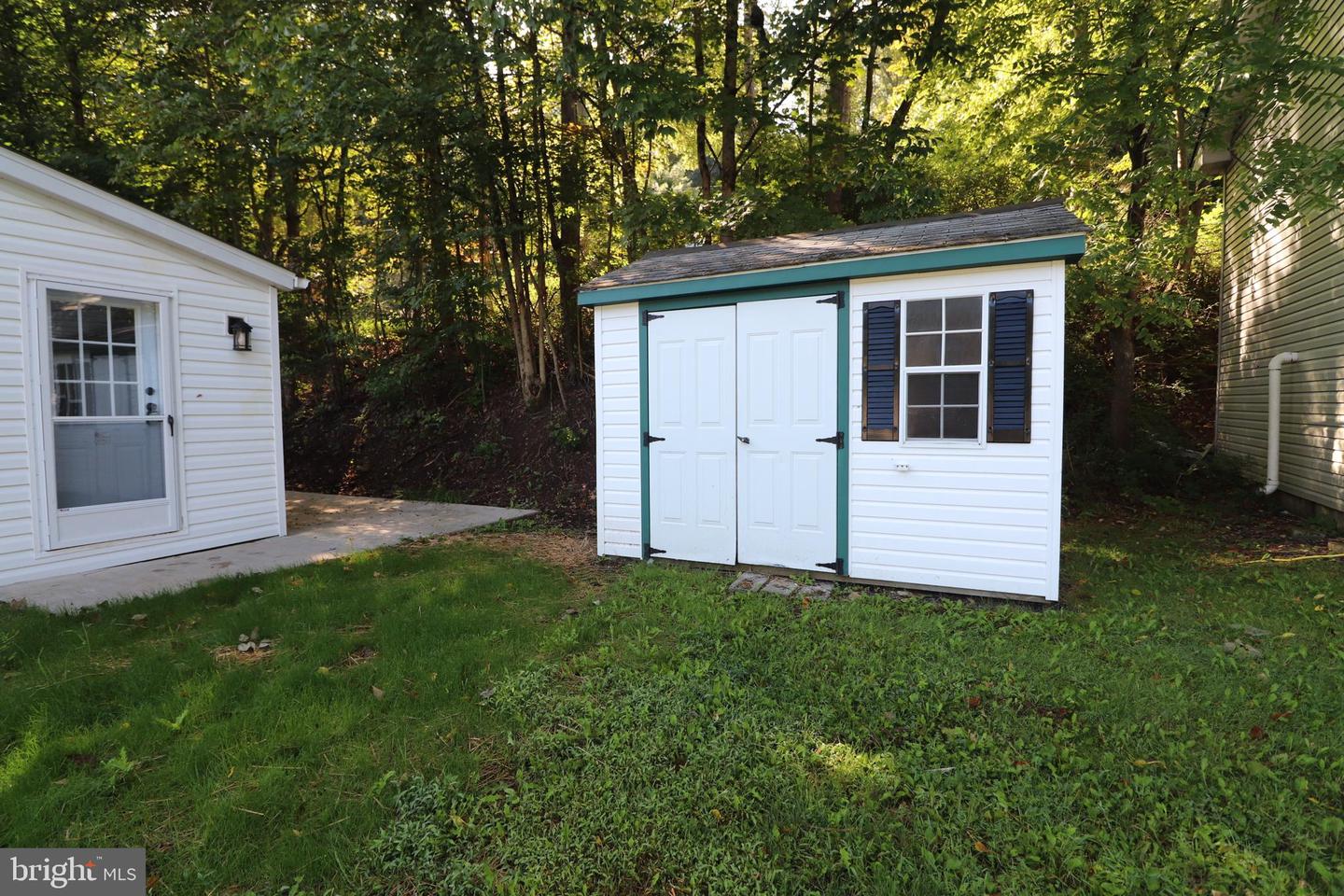 1215 Blue Mountain Cir Property Photo 16