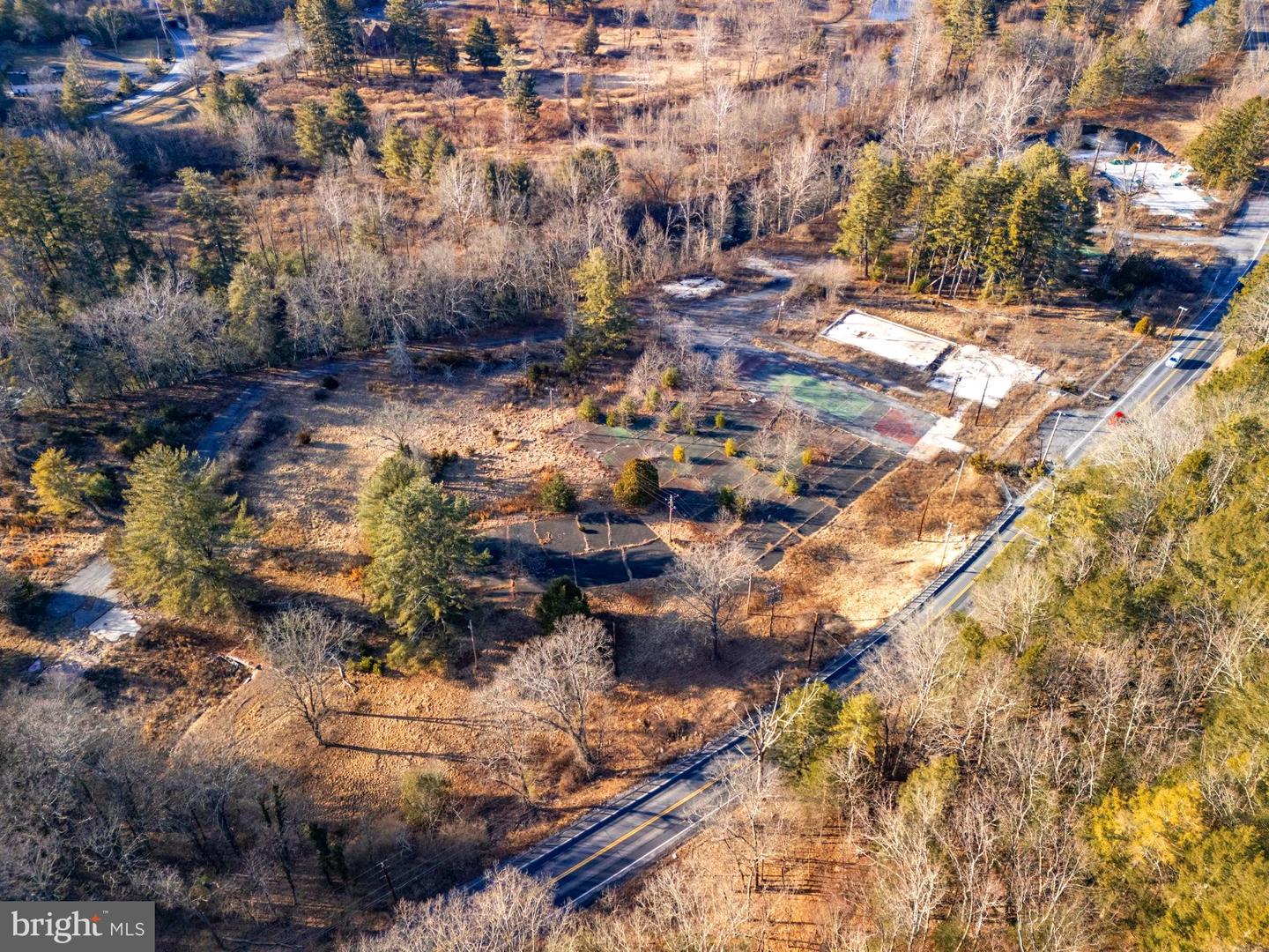 2480 Paradise Trail Property Photo 25