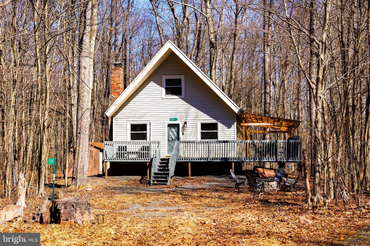 324 Stroud Ct Property Photo
