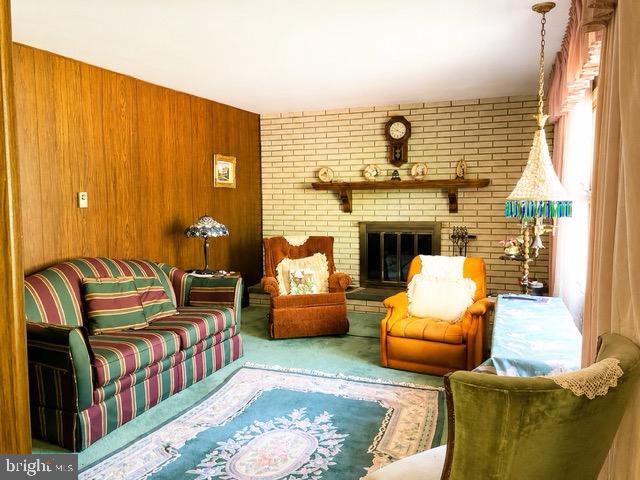 68 Lakeview Dr Property Photo 7