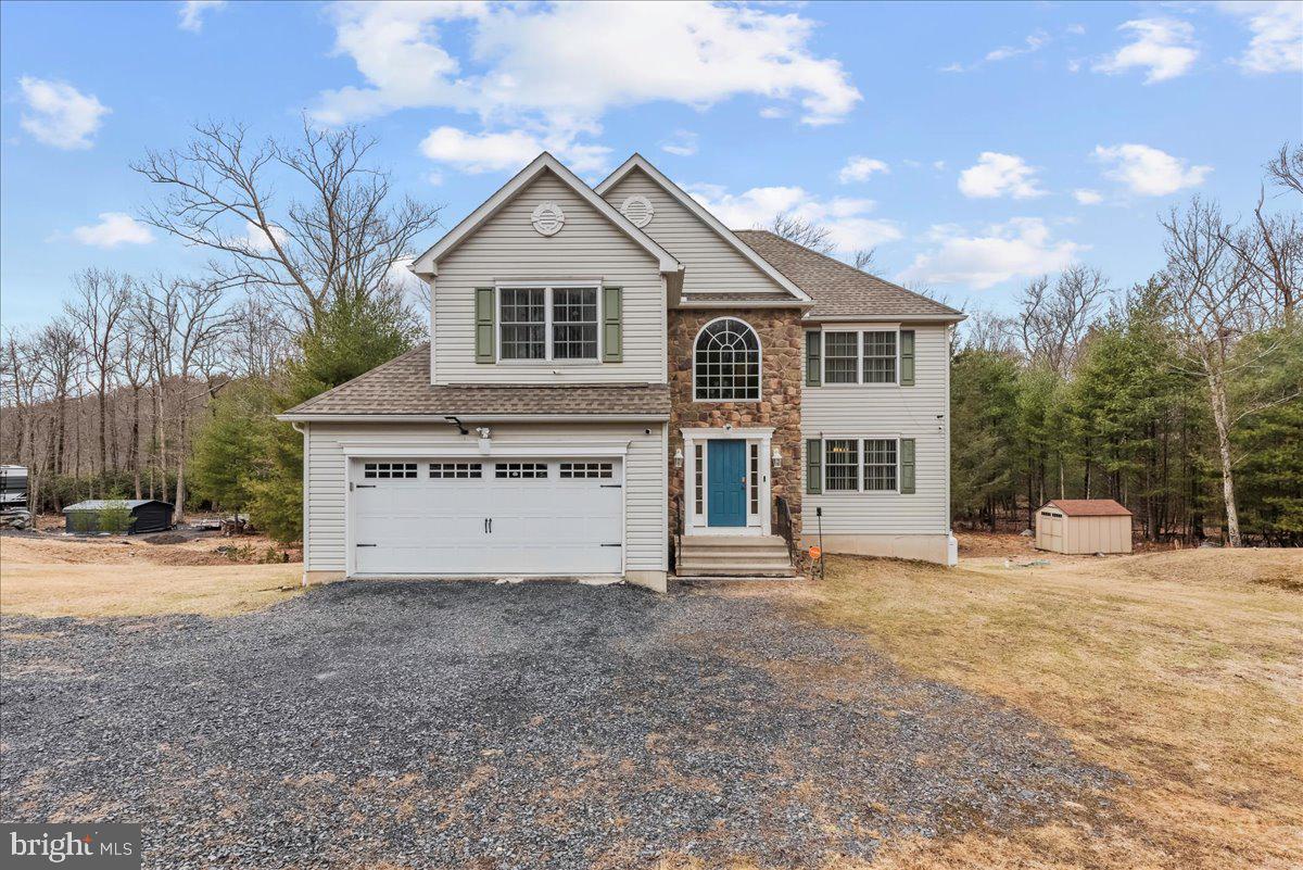1081 Delaware Ln Property Photo