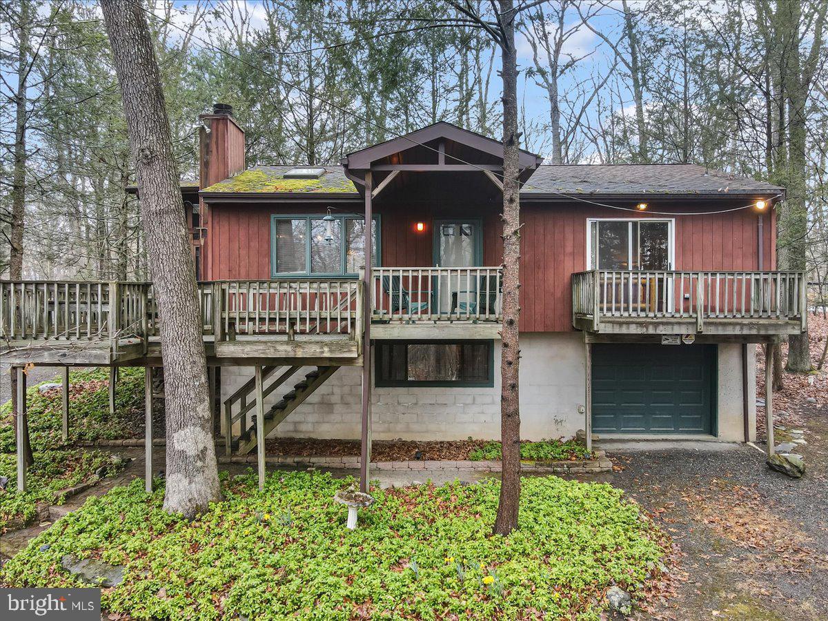 3430 Canterbury Cir Property Photo 1