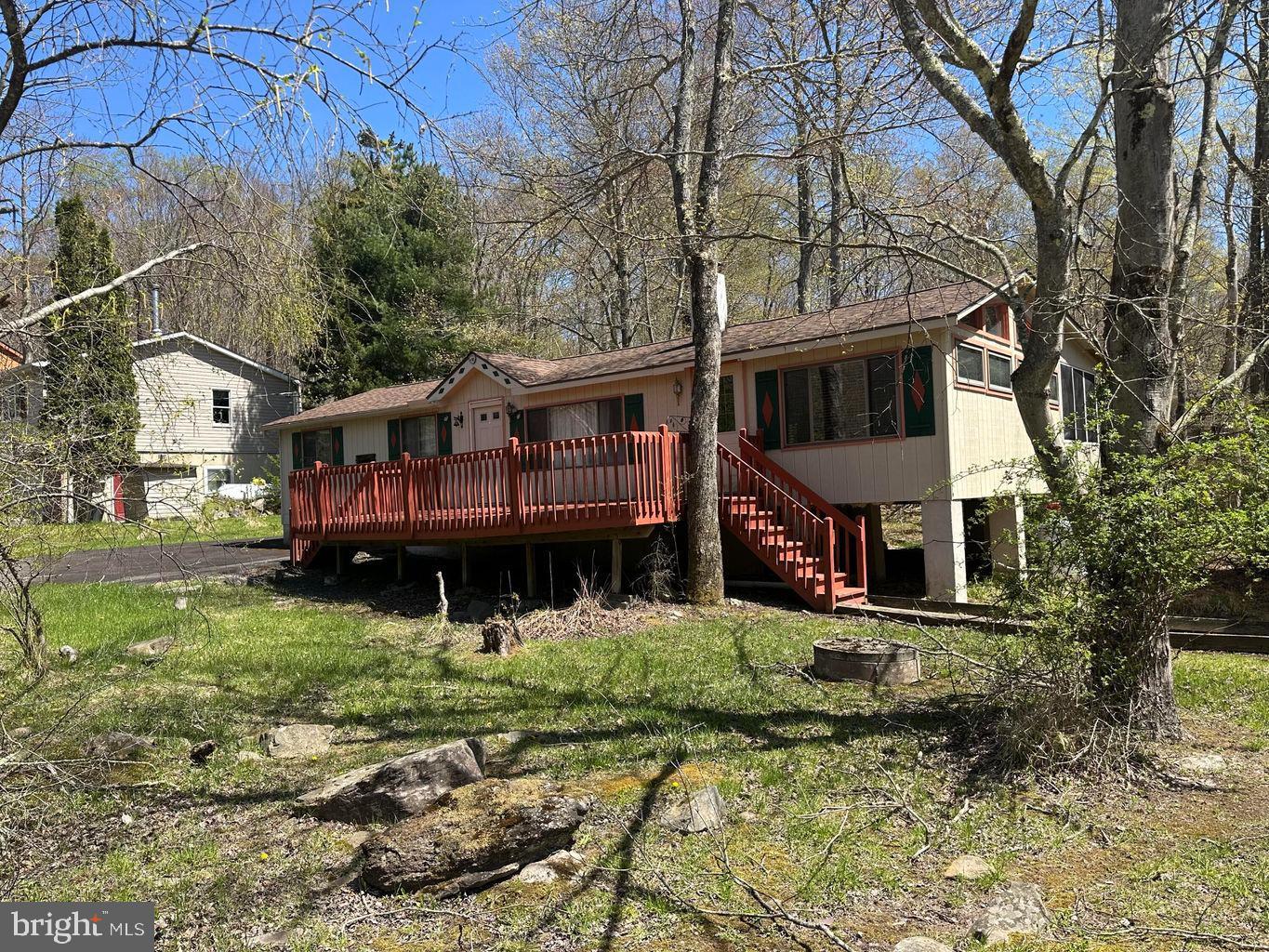 134 Wyalusing Dr Property Photo 1