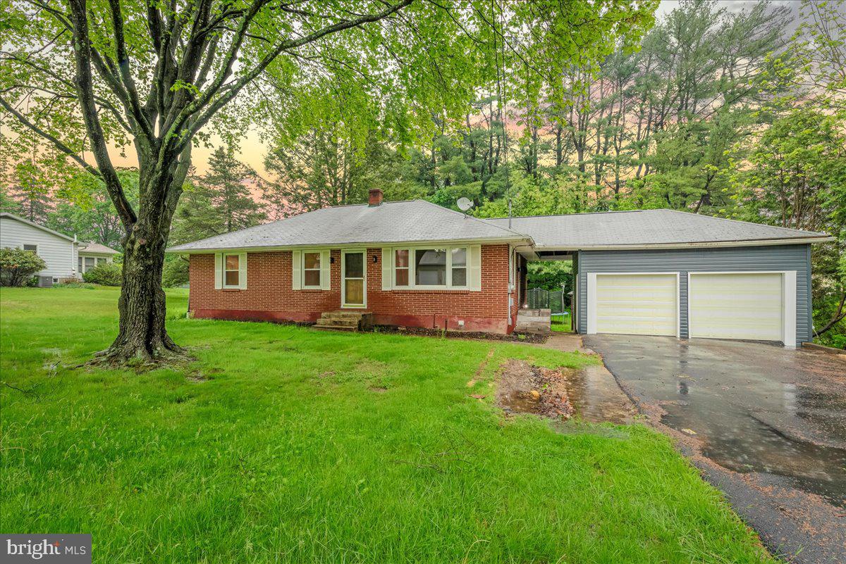 7136 Howell Ter Property Photo 1