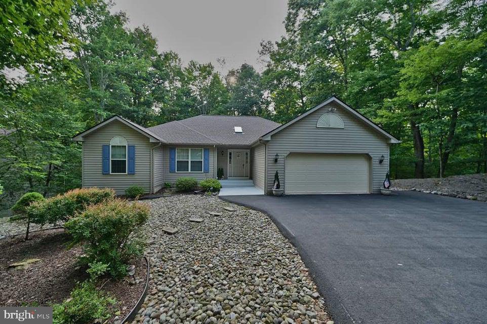 3115 Sparrow Ct Property Photo 1