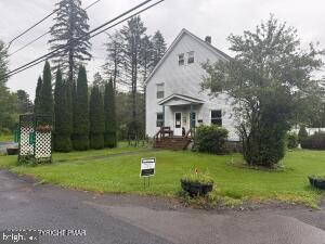 1103 Mill St Property Photo 5