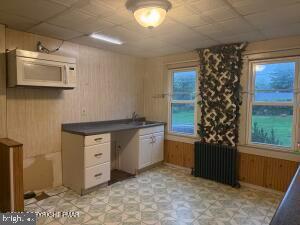 1103 Mill St Property Photo 7
