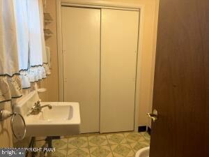 1103 Mill St Property Photo 10