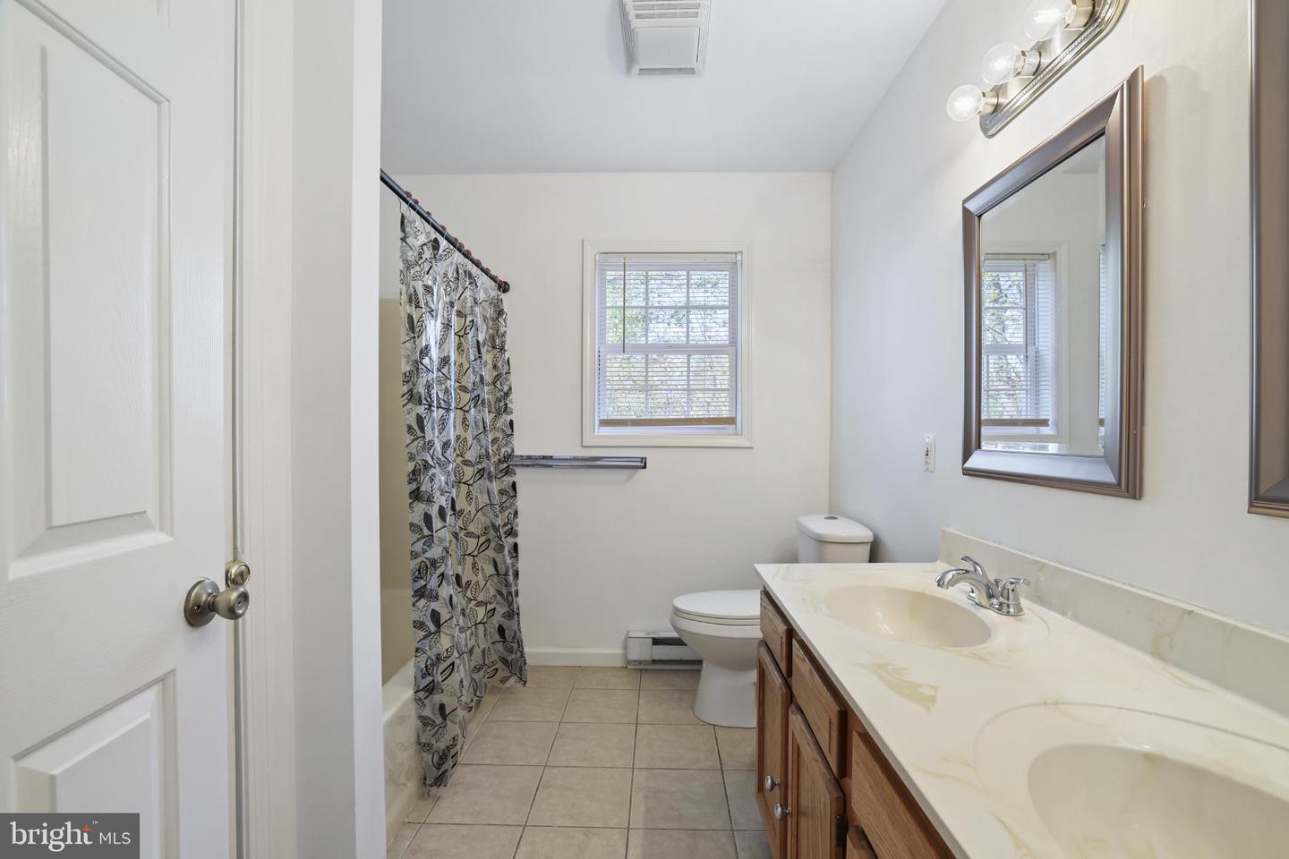 9839 Deerwood Dr Property Photo 33