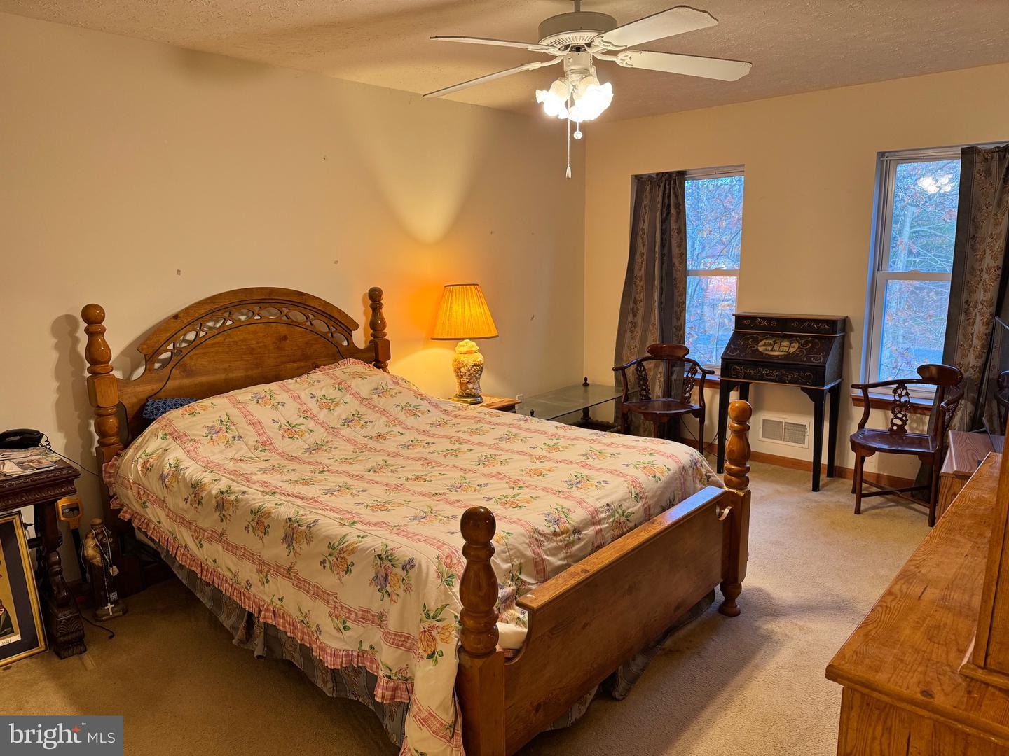 1145 Chickadee Dr Property Photo 16