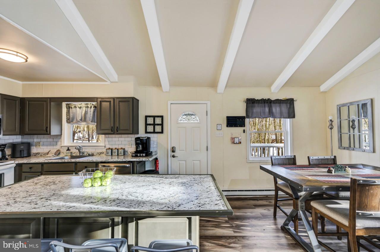 124 Fern Ridge Rd Property Photo 16