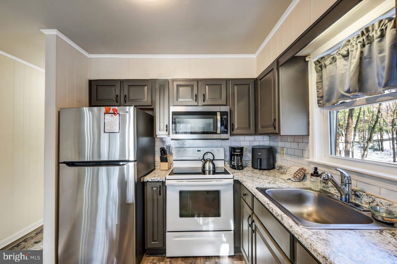 124 Fern Ridge Rd Property Photo 20